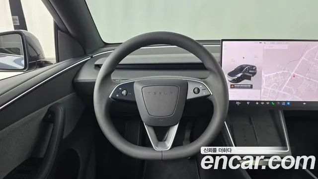 Tesla Model Y — Фото автомобиля 19