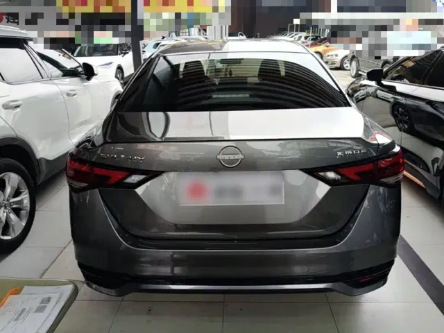 Nissan Sylphy — Фото автомобиля 5