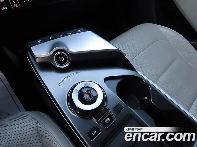 Kia EV6 — Фото автомобиля 10