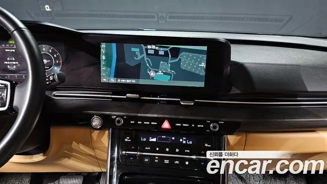 Kia Carnival Generation 4 — Фото автомобиля 20