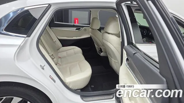Hyundai Grandeur (New) Hybrid — Фото автомобиля 18