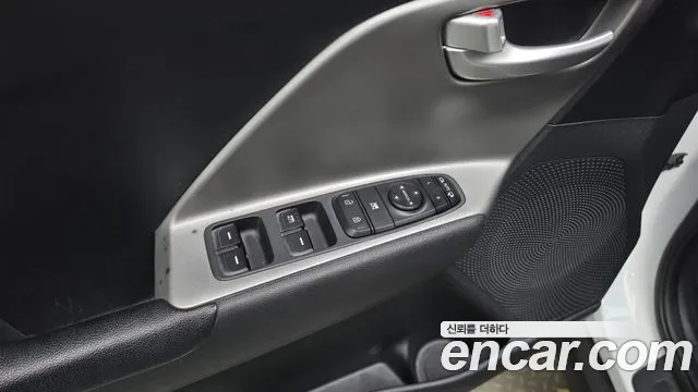 Kia Niro Niro Plus Earth — Фото автомобиля 27