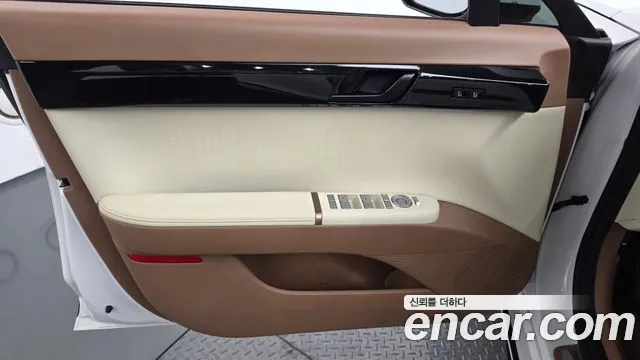 Hyundai Grandeur GN7 — Фото автомобиля 13