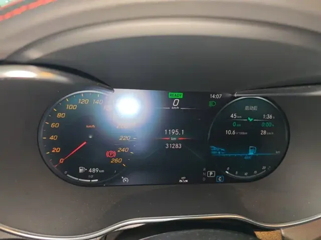 Mercedes-Benz C-Class — Фото автомобиля 11