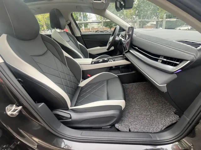 Volkswagen Sagitar — Фото автомобиля 13