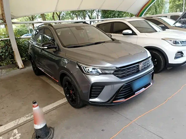 Roewe RX3 — Фото автомобиля 3
