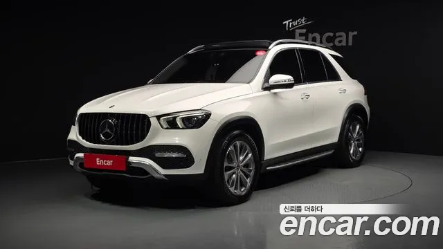 Фотография автомобиля — Mercedes-Benz GLE-Class