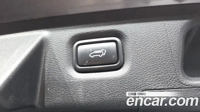Hyundai Santafe Новый Santa Fe Бензин 2.5T 2WD — Фото автомобиля 22