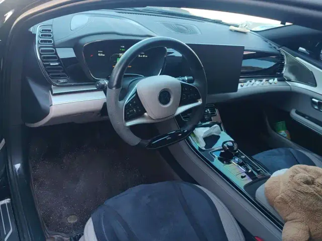 BYD Han — Фото автомобиля 12