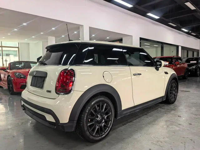 MINI Hatch — Фото автомобиля 5