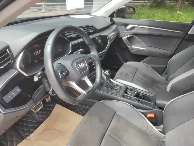 Audi Q3 — Фото автомобиля 13