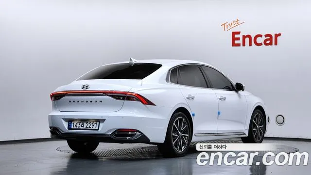 Hyundai Grandeur Grandeur (New) — Фото автомобиля 2