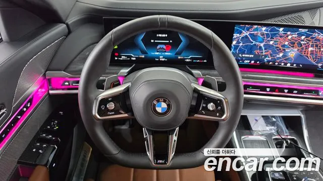 BMW 7 Series G70 — Фото автомобиля 13