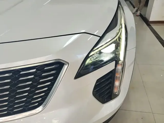 Cadillac XT4 — Фото автомобиля 23
