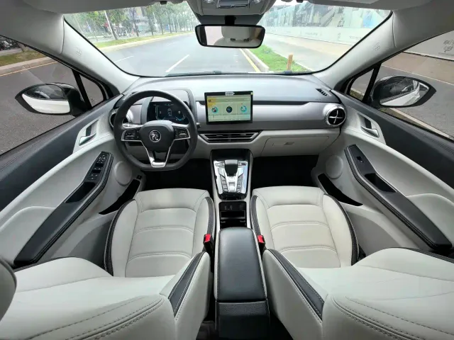 BYD Yuan Pro — Фото автомобиля 7