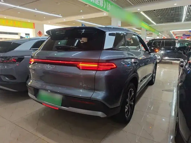 BYD Song Pro — Фото автомобиля 6