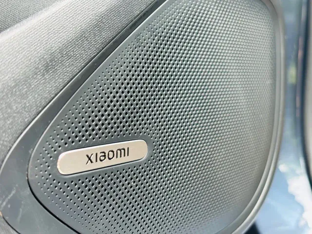 Xiaomi SU7 — Фото автомобиля 12