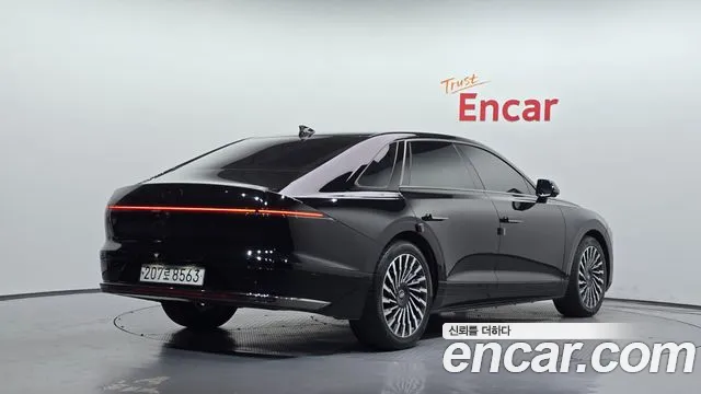 Hyundai Grandeur GN7 — Фото автомобиля 2