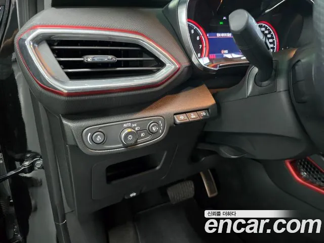 ChevroletGMDaewoo Trailblazer Trailblazer 1.3 турбо 4WD — Фото автомобиля 15