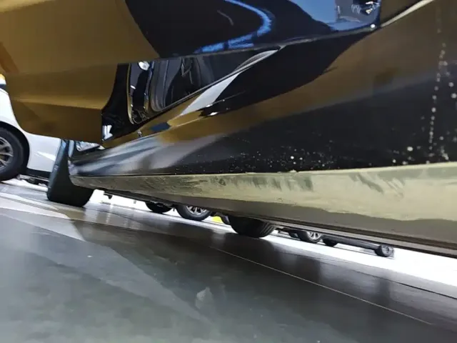 Tesla Model 3 — Фото автомобиля 20