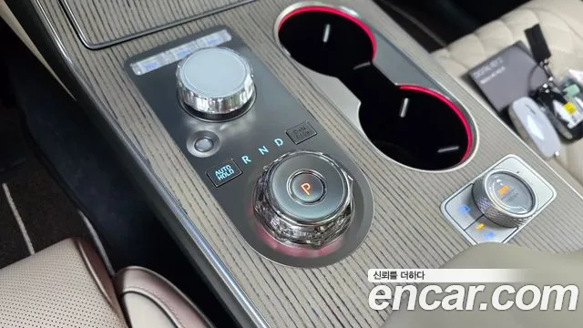 Genesis GV80 — Фото автомобиля 12