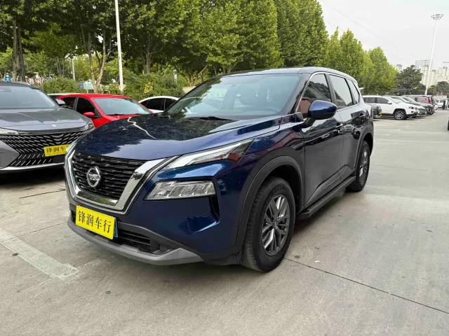 Фотография автомобиля — Nissan X-Trail