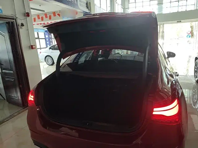 Mercedes-Benz A-Class — Фото автомобиля 18
