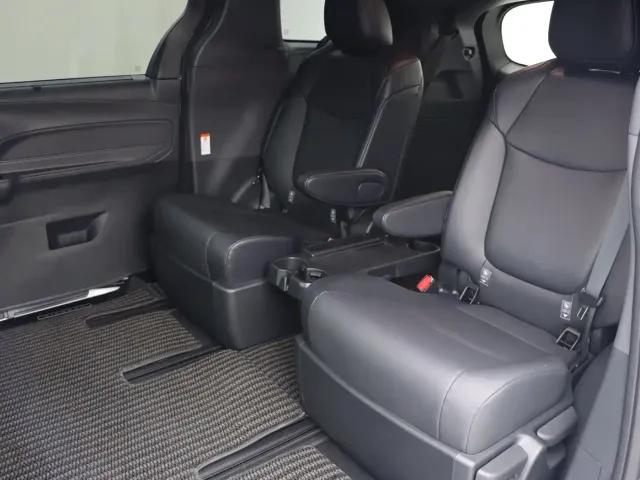 Toyota Granvia — Фото автомобиля 15