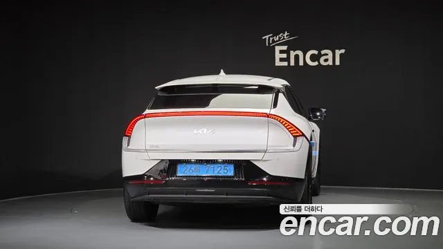 Kia EV6 — Фото автомобиля 3