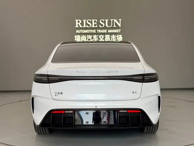 BYD Seal — Фото автомобиля 15