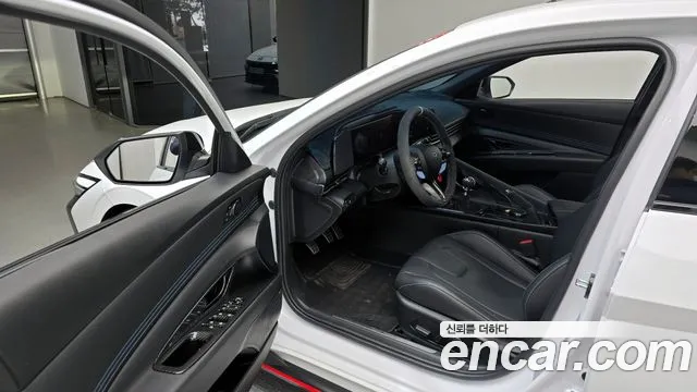 Hyundai AVANTE — Фото автомобиля 11