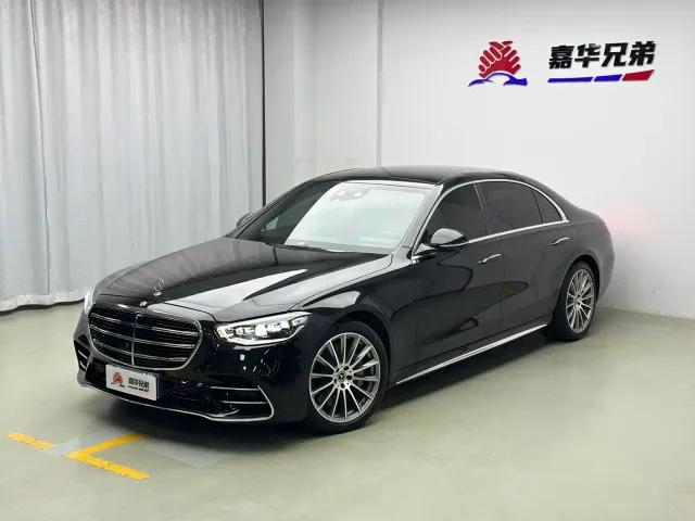 Mercedes-Benz S-Class — Фото автомобиля 2