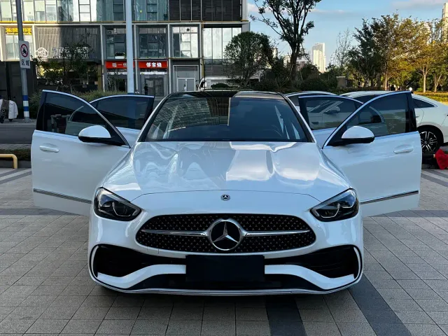 Mercedes-Benz C-Class — Фото автомобиля 10