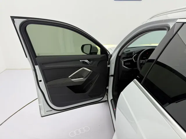 Audi Q3 — Фото автомобиля 21