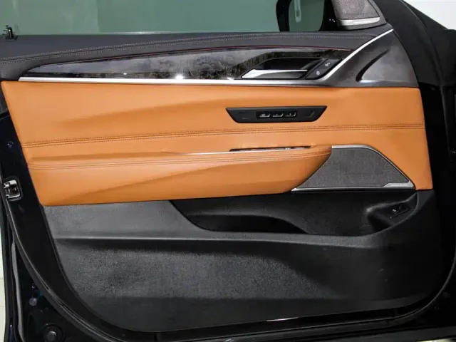 BMW 6 Series Gran Turismo — Фото автомобиля 15