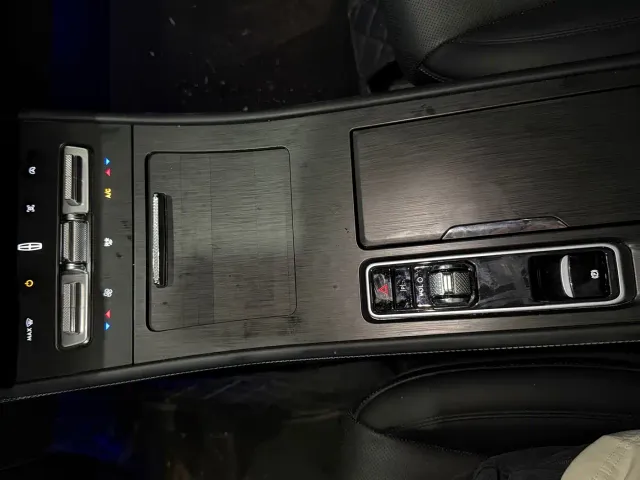 Lincoln Corsair — Фото автомобиля 11