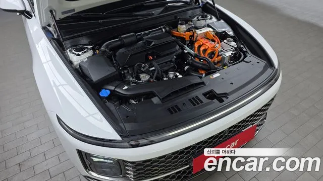 Hyundai Grandeur GN7 — Фото автомобиля 9