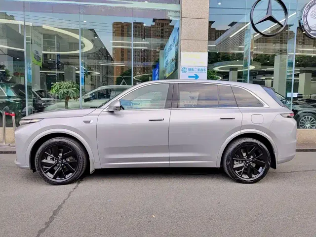 Li Auto L7 — Фото автомобиля 3