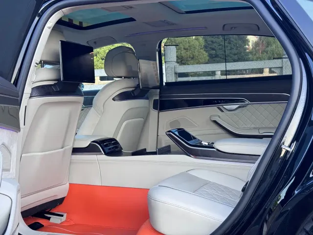 Audi A8 — Фото автомобиля 8