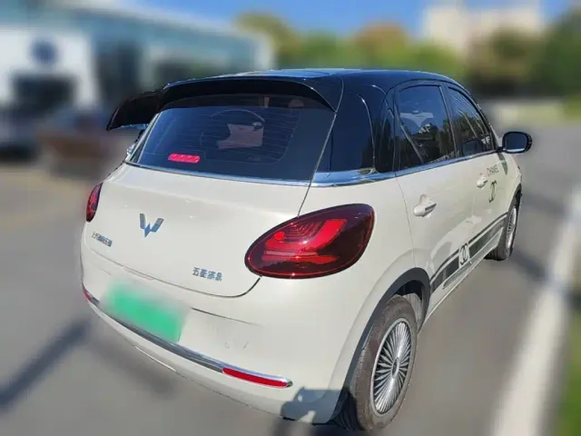 Wuling Bingo — Фото автомобиля 9