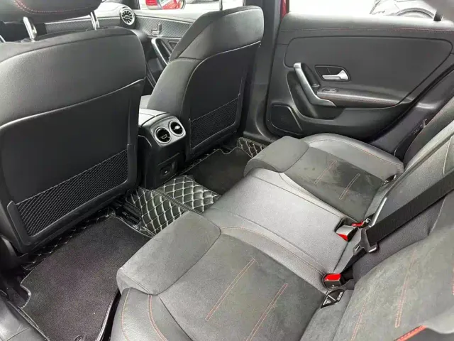 Mercedes-Benz A-Class — Фото автомобиля 17