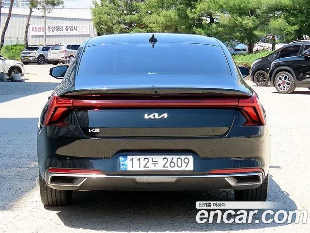 Kia K8 — Фото автомобиля 4