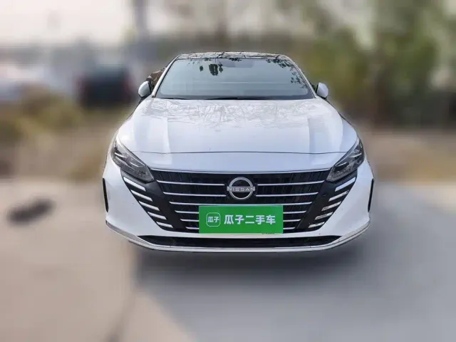 Nissan Teana — Фото автомобиля 2