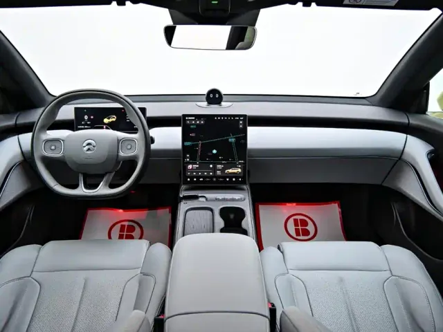 Nio ET5 Touring — Фото автомобиля 14