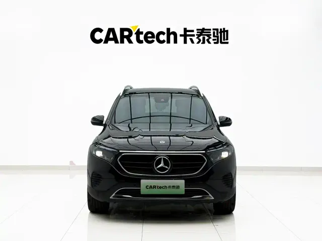 Mercedes-Benz EQB — Фото автомобиля 2