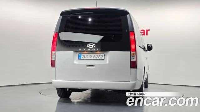 Hyundai Staria — Фото автомобиля 4