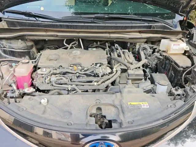 Toyota Granvia — Фото автомобиля 10