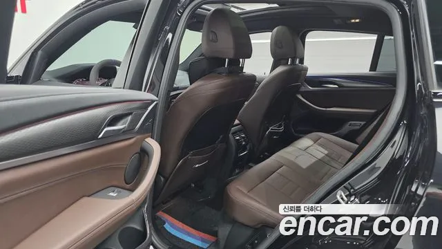 BMW X4 xDrive20i M Sport — Фото автомобиля 25
