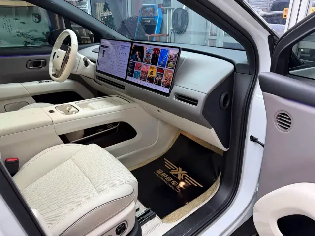 Li Auto i6 — Фото автомобиля 9