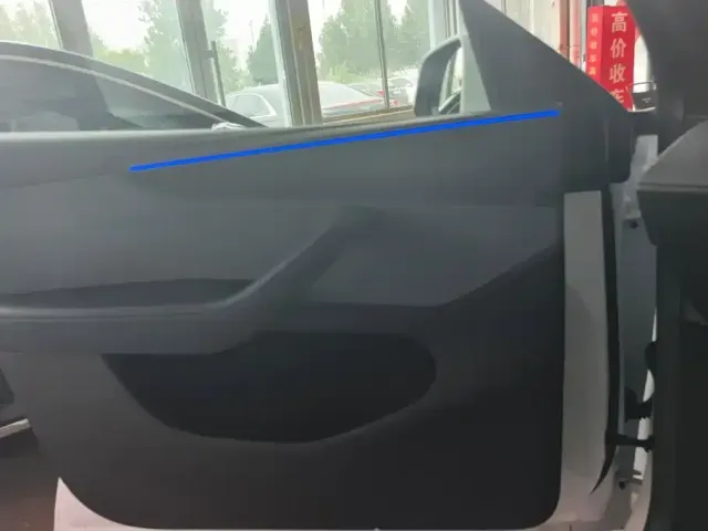 Tesla Model Y — Фото автомобиля 7